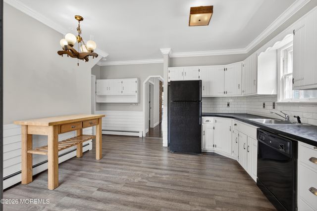 21 Dover Street 1, Toms River, NJ 08753