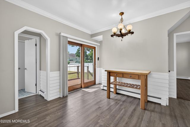 21 Dover Street 1, Toms River, NJ 08753