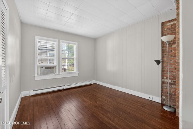 21 Dover Street 1, Toms River, NJ 08753