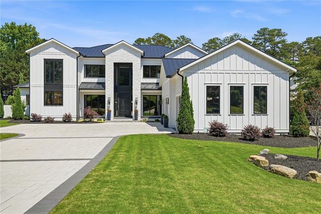 1267 Thomas Circle, Roswell, GA 30075