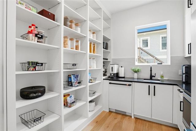 1267 Thomas Circle, Roswell, GA 30075