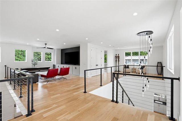 1267 Thomas Circle, Roswell, GA 30075