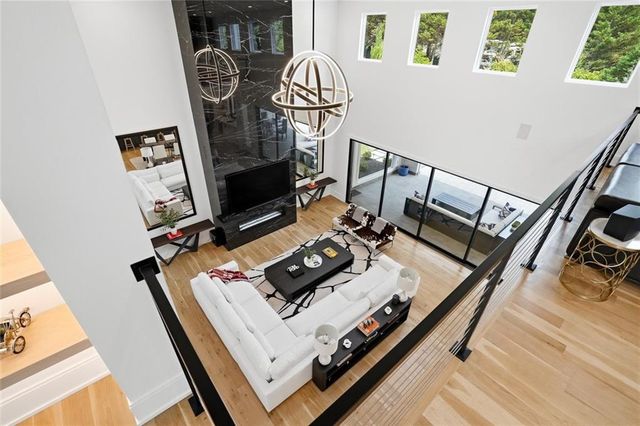 1267 Thomas Circle, Roswell, GA 30075
