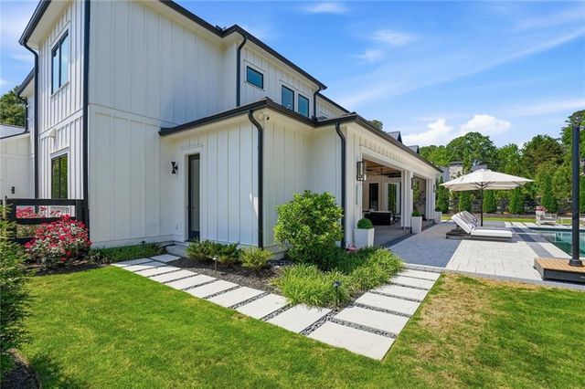 1267 Thomas Circle, Roswell, GA 30075