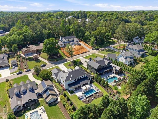 1267 Thomas Circle, Roswell, GA 30075