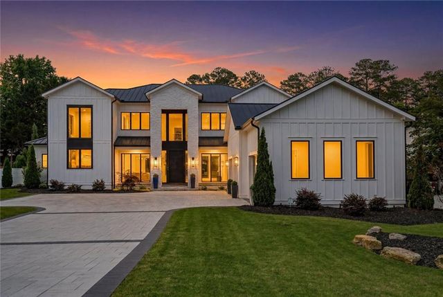 1267 Thomas Circle, Roswell, GA 30075