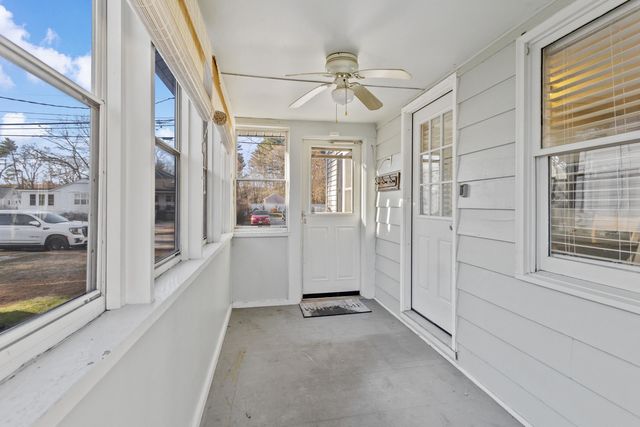 221 Elgin Avenue, Manchester, NH 03104