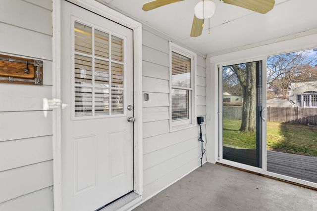 221 Elgin Avenue, Manchester, NH 03104