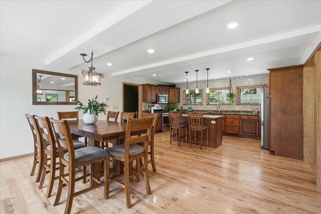 357 6th Street N, Bayport, MN 55003