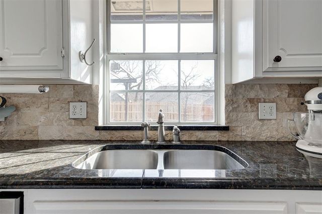 2508 Malvern Court, Edmond, OK 73034