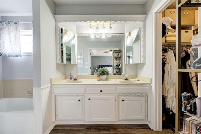 2508 Malvern Court, Edmond, OK 73034