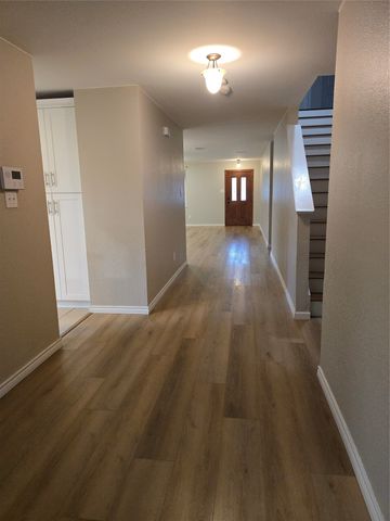 8402 Plantain Court, Arlington, TX 76002