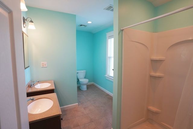 43 Alpine Pl, Franklin, MA 02038