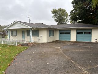 300 Falls Park Drive, Pendleton, IN 46064