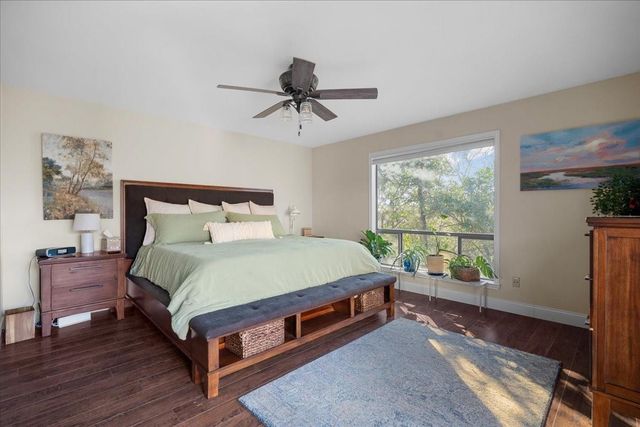 737 Summerwood DR, New Braunfels, TX 78130