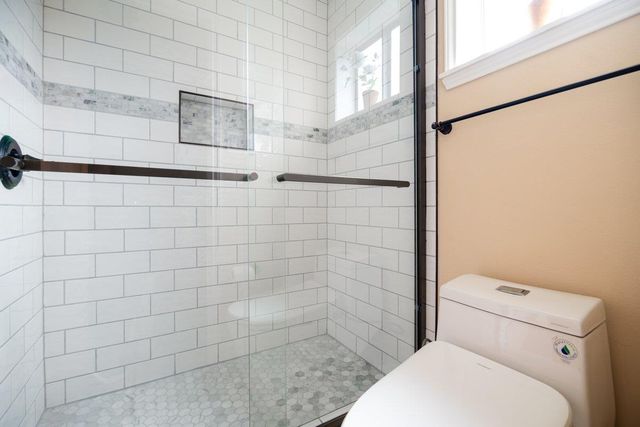 737 Summerwood DR, New Braunfels, TX 78130