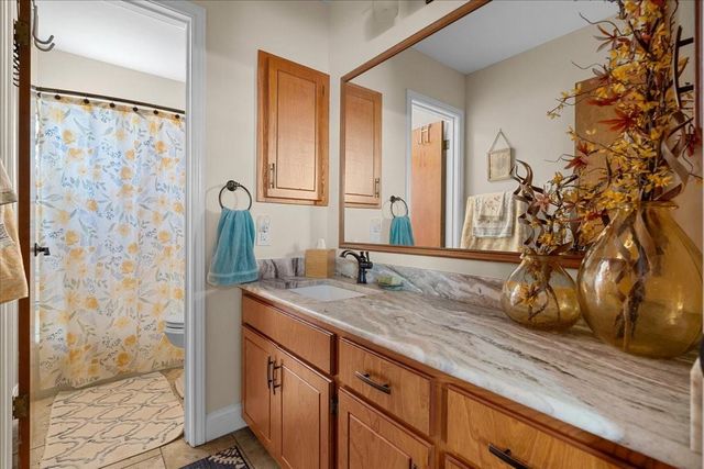 737 Summerwood DR, New Braunfels, TX 78130