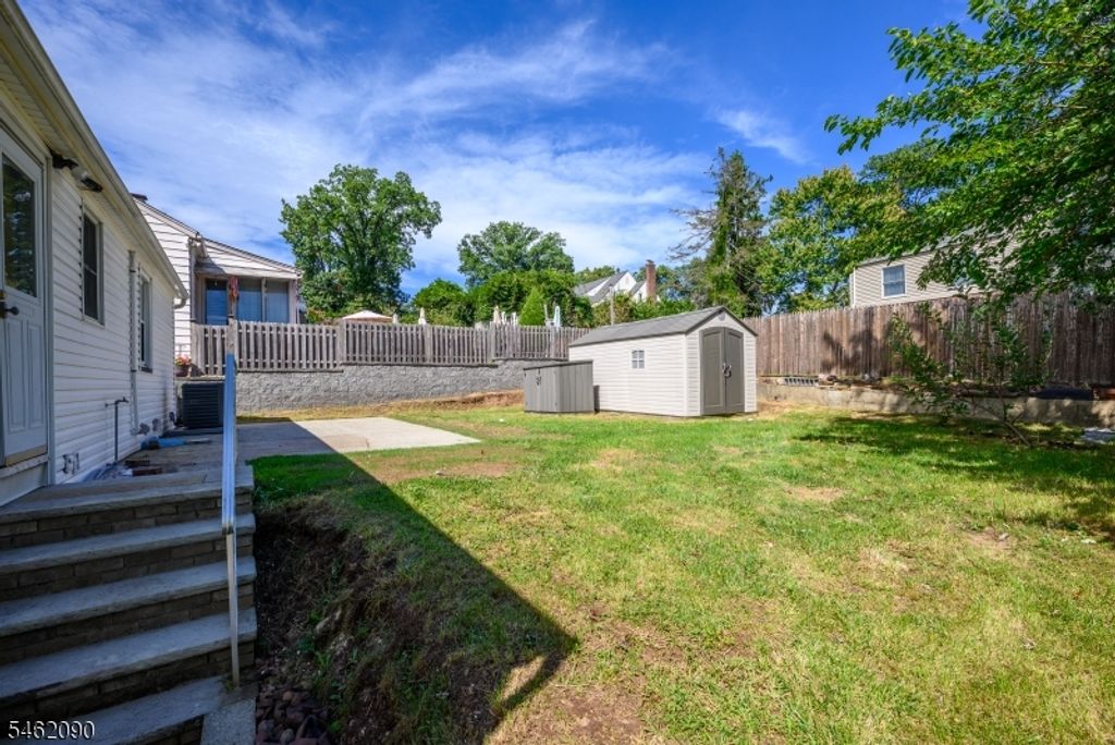 180 Mountainview Ave, Nutley Twp., NJ 07110 — photo 4