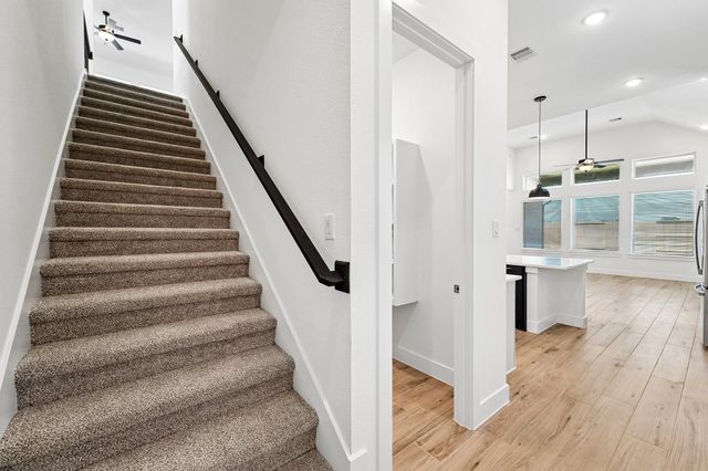 105 Peaceful Serenity DR, Georgetown, TX 78628