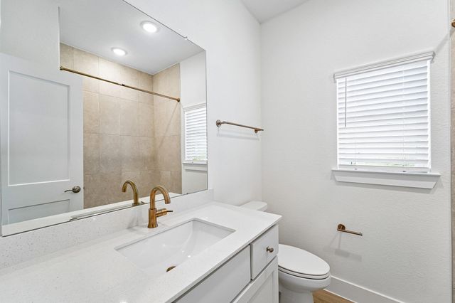 105 Peaceful Serenity DR, Georgetown, TX 78628