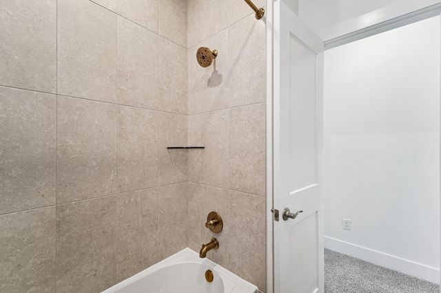 105 Peaceful Serenity DR, Georgetown, TX 78628