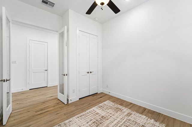105 Peaceful Serenity DR, Georgetown, TX 78628