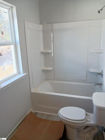 462 Haddon Trail, Woodruff, SC 29388