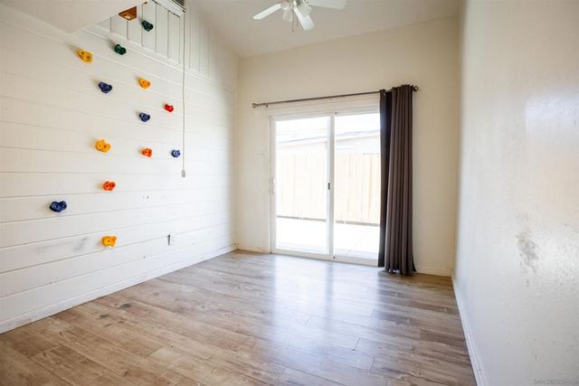 12643 Castle Court Dr, Lakeside, CA 92040