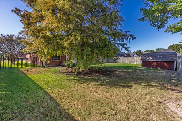 6903 Gold Street, Greenville, TX 75402