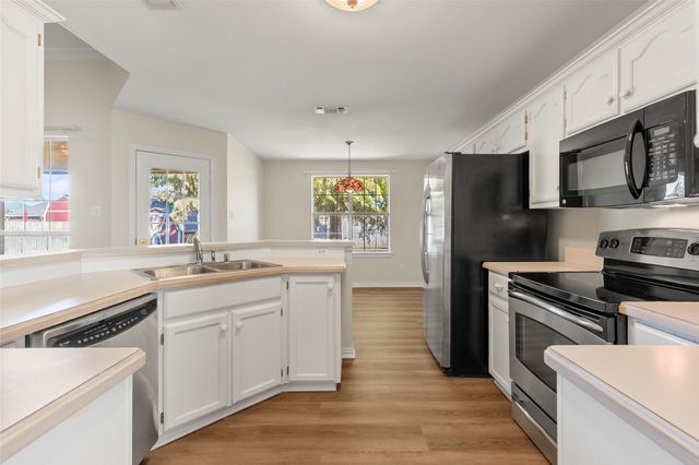 6903 Gold Street, Greenville, TX 75402