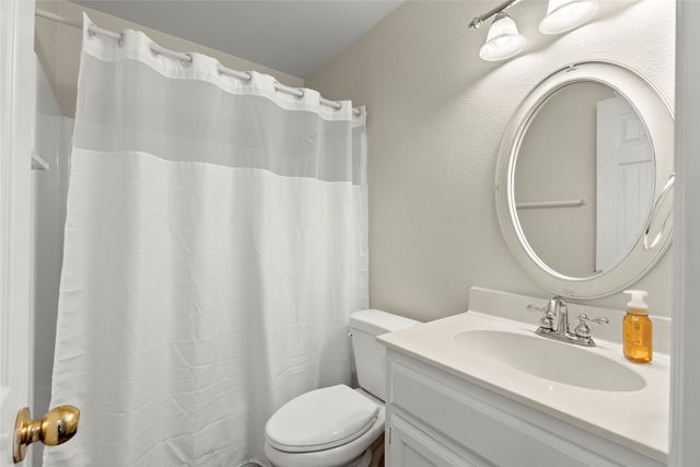 6903 Gold Street, Greenville, TX 75402