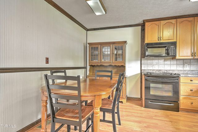 2000 Pinebrook Drive, Kingsport, TN 37660