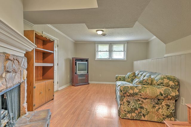 2000 Pinebrook Drive, Kingsport, TN 37660