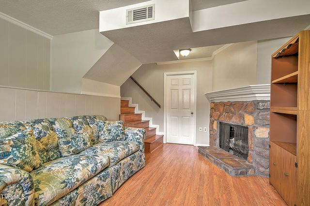 2000 Pinebrook Drive, Kingsport, TN 37660