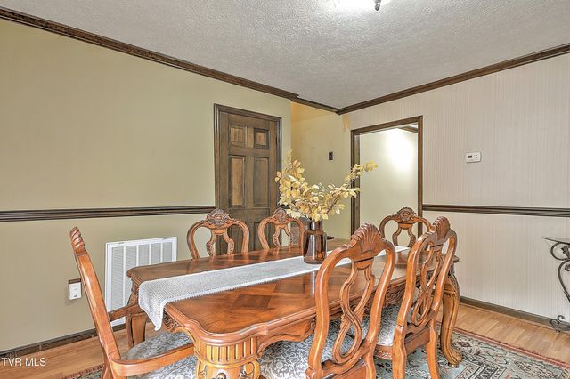 2000 Pinebrook Drive, Kingsport, TN 37660