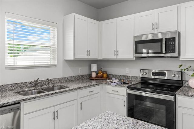 454 Infinity Circle, Winston-salem, NC 27103