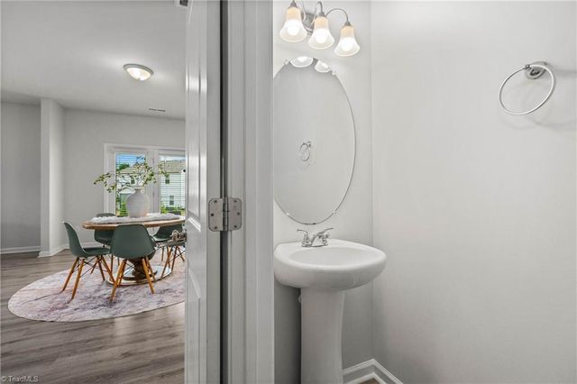 454 Infinity Circle, Winston-salem, NC 27103