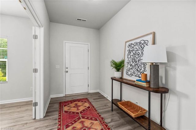 454 Infinity Circle, Winston-salem, NC 27103