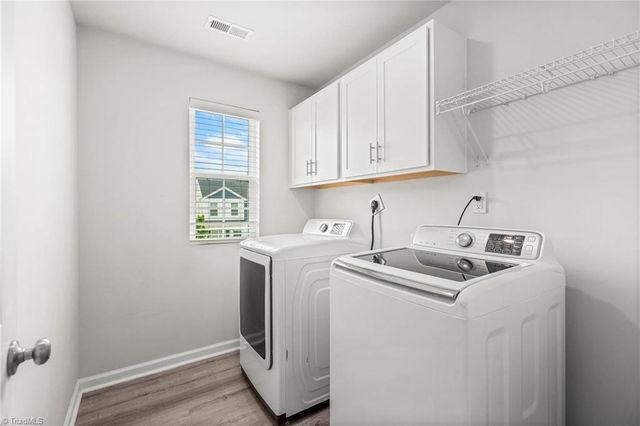 454 Infinity Circle, Winston-salem, NC 27103