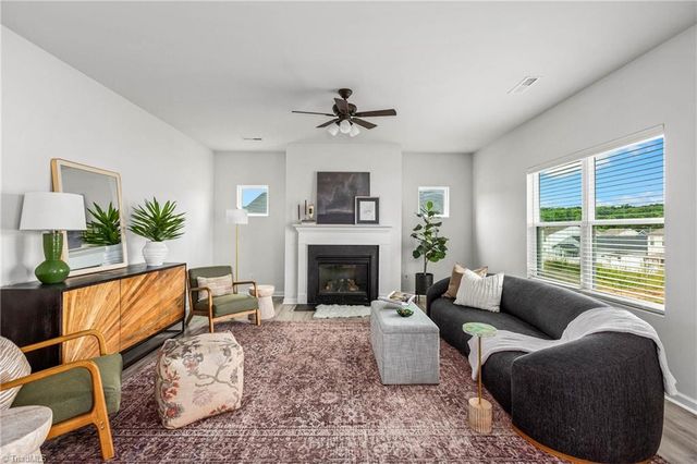 454 Infinity Circle, Winston-salem, NC 27103