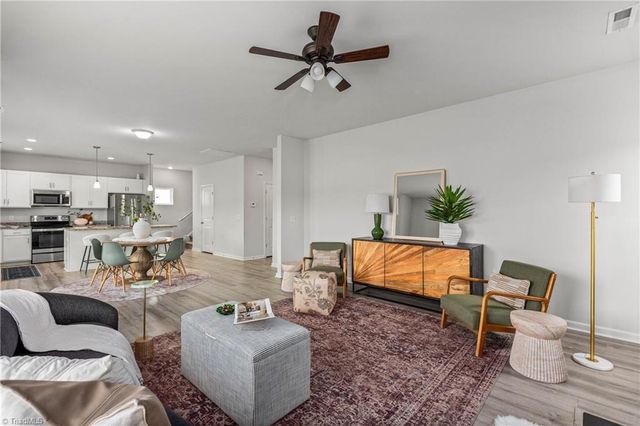 454 Infinity Circle, Winston-salem, NC 27103