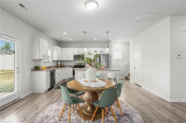 454 Infinity Circle, Winston-salem, NC 27103