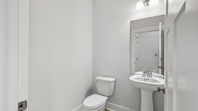 2508 Rutgers Road, Crestview, FL 32536