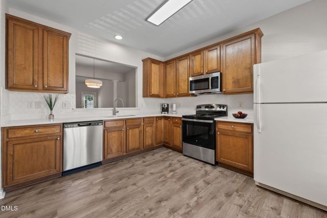 36 Sharpstone Lane, Durham, NC 27703