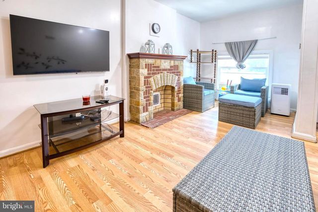 2471 DRUID HILL AVE, Baltimore, MD 21217