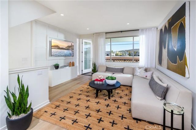 911 Estrella Road, San Marcos, CA 92078