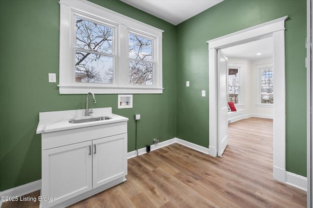 203 N 5th Ave, La Grange, KY 40031