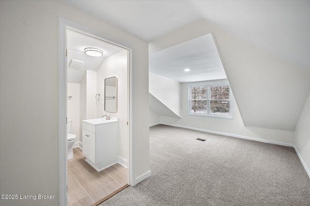 203 N 5th Ave, La Grange, KY 40031