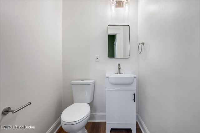 203 N 5th Ave, La Grange, KY 40031