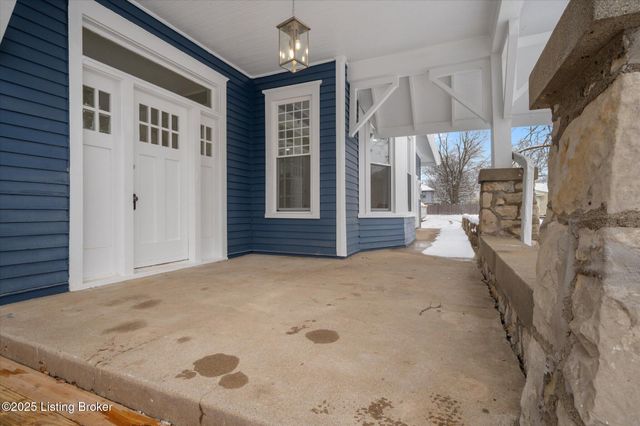 203 N 5th Ave, La Grange, KY 40031